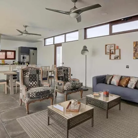 Villa Ponzos Independiente Y Privado *